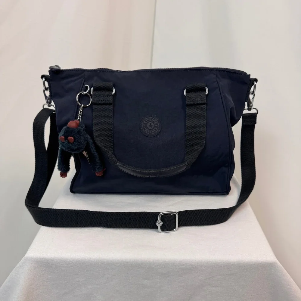 Kipling satchel blends